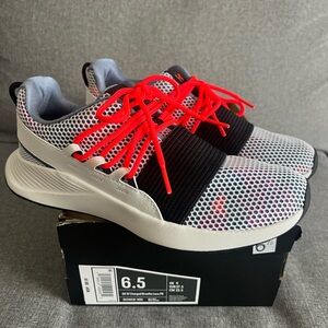 Under Armour UW W Charged Breathe Lace PR US 6.5 Running Shoes